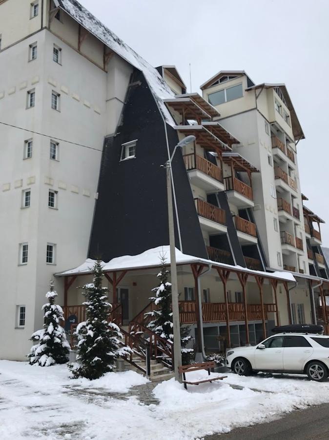 Suncani Apartman Brzece Luaran gambar